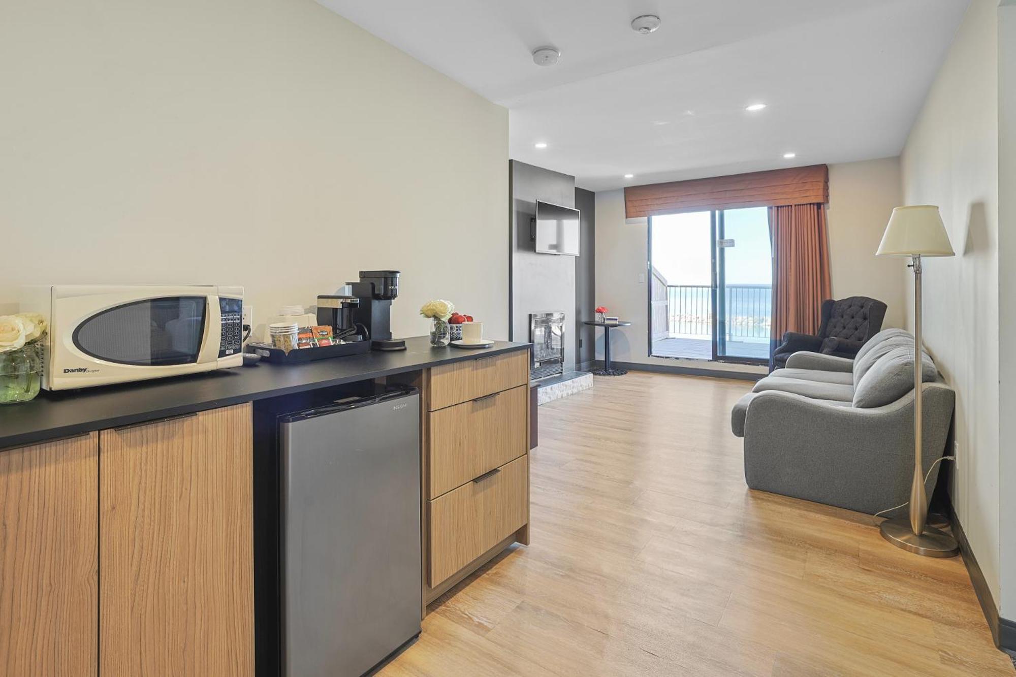 The Jordan Hotel Ramada By Wyndham Экстерьер фото
